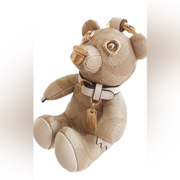 Coach CI102 Beige Signature C Coated Canvas Bear  Bag Charm/Key Chain COLLECTOR - Picture 3 of 8